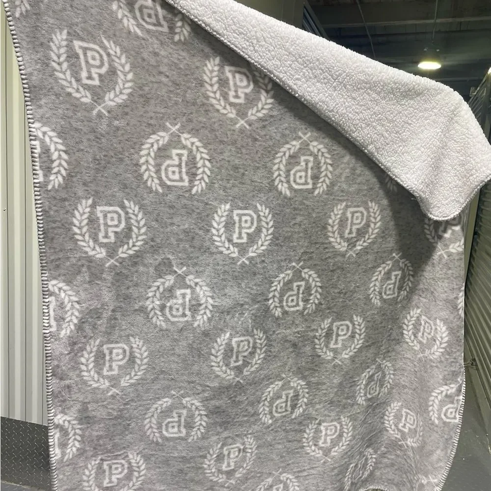 Vs pink/victoria’s Secret gray White twin size Sherpa blanket with all over logo
